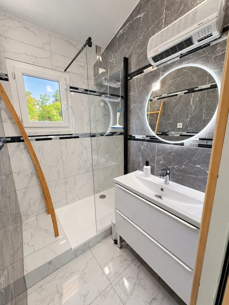 Salle de bain - Logis de la Castagne